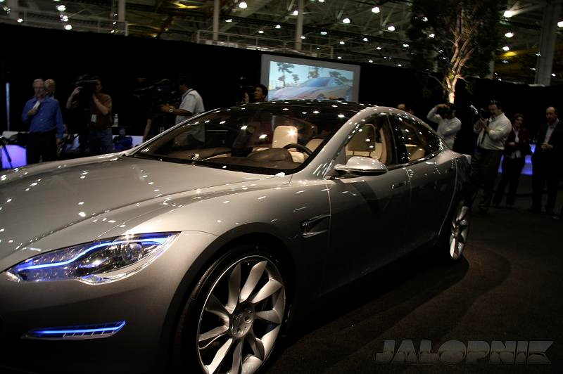 Illustration for article titled Tesla Model S Sedan Concept: $49,900 Seven-Seater Electric To Hit Streets In 2011